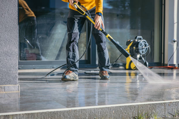 Professional Pressure Washing in Greilickville, MI