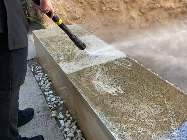 Why Choose Our Certified Pressure Washing Experts for Your Project Needs in Greilickville, MI?